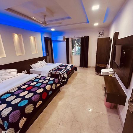 Taj Castle A Boutique Homestay Агра Экстерьер фото