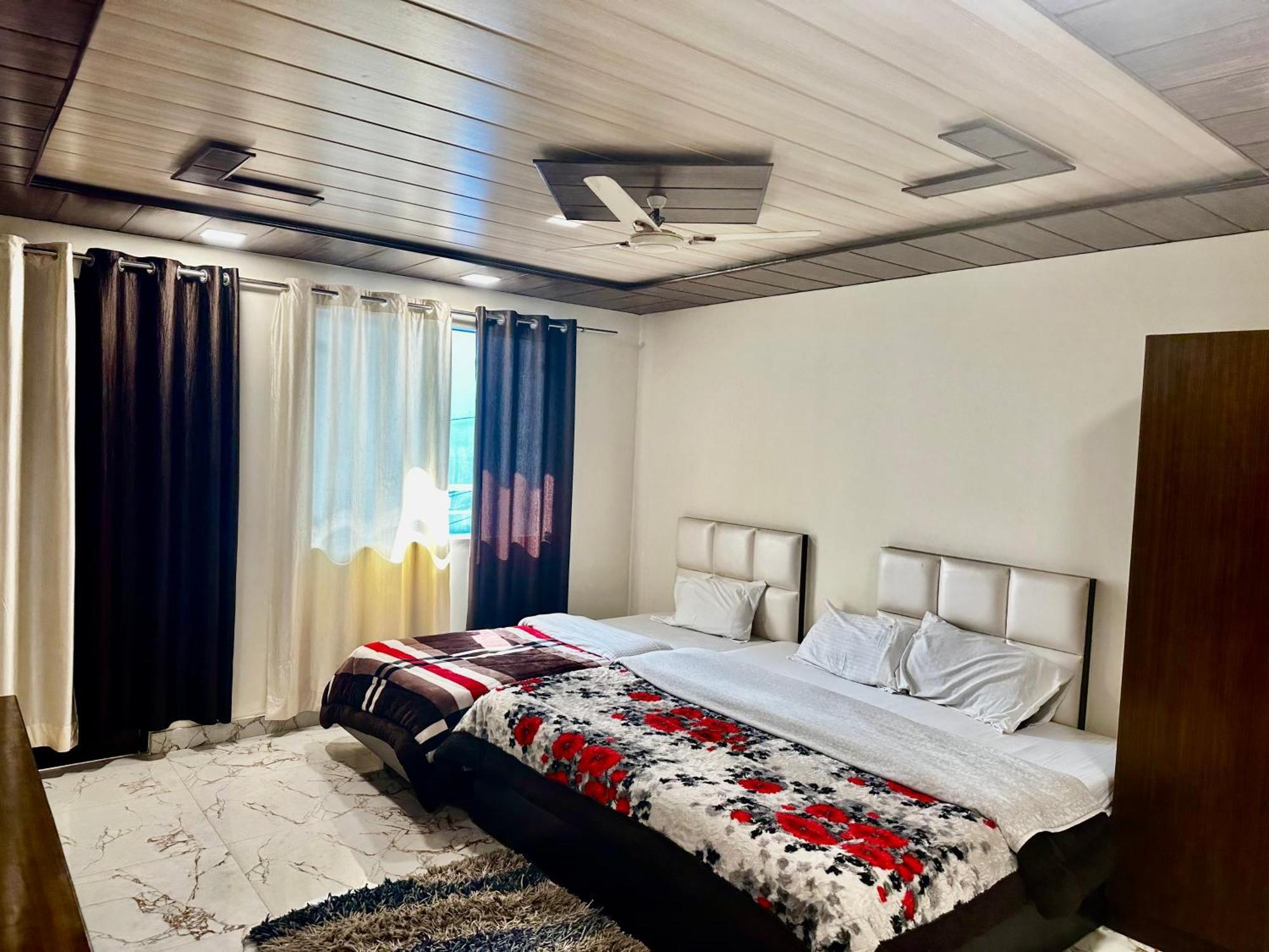 Taj Castle A Boutique Homestay Агра Экстерьер фото