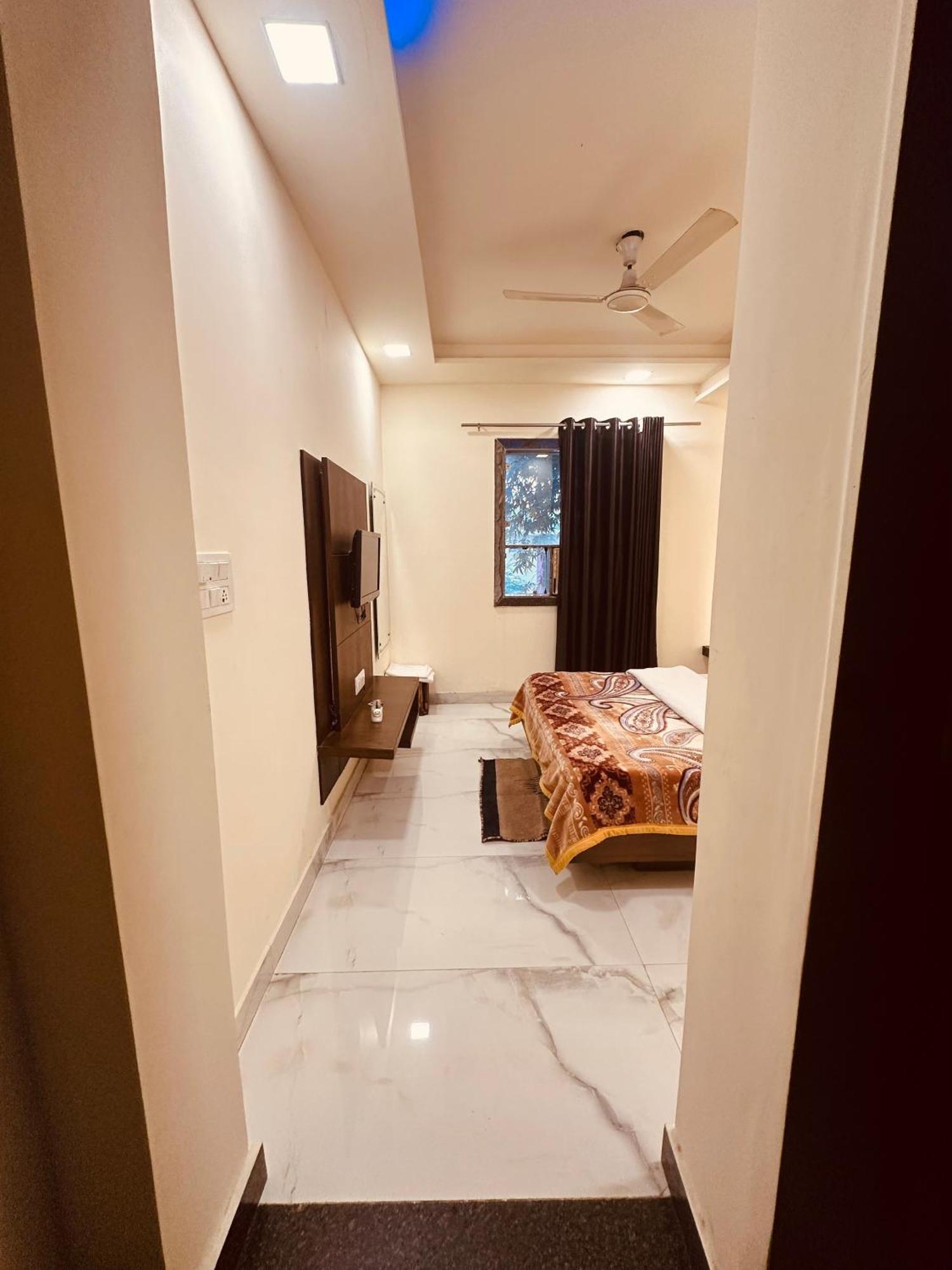 Taj Castle A Boutique Homestay Агра Экстерьер фото